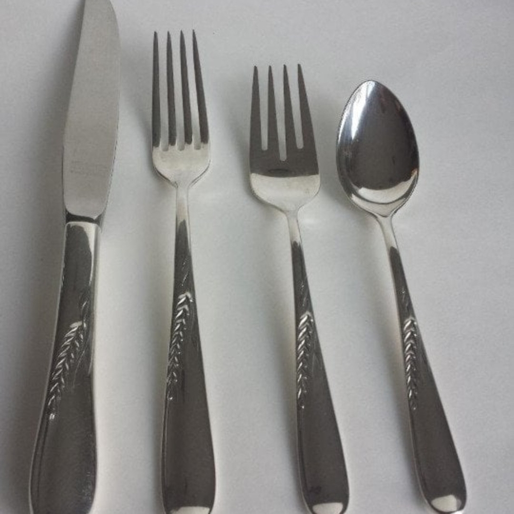 Reed & Barton Silver Flatware Set Classic Dining Elegance